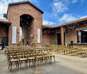 Read more about the article Wedding Violinist Cellist Niagara at the Hare Wine Co.