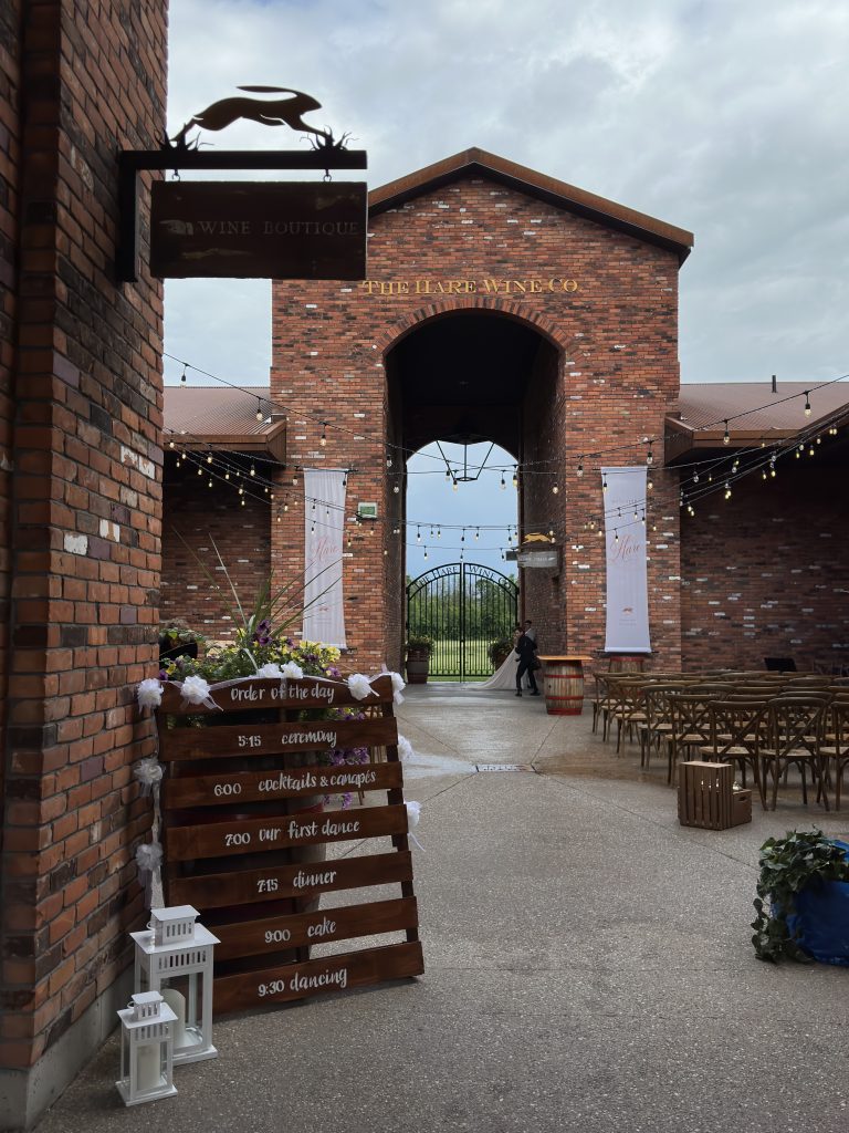 Wedding Violinist Cellist Niagara at the Hare Wine Co.