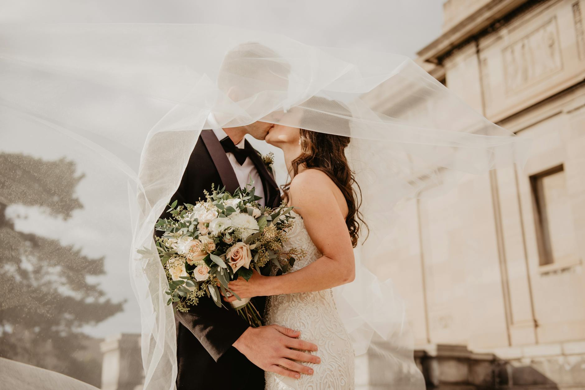Read more about the article Ultimate list of wedding contests 2025